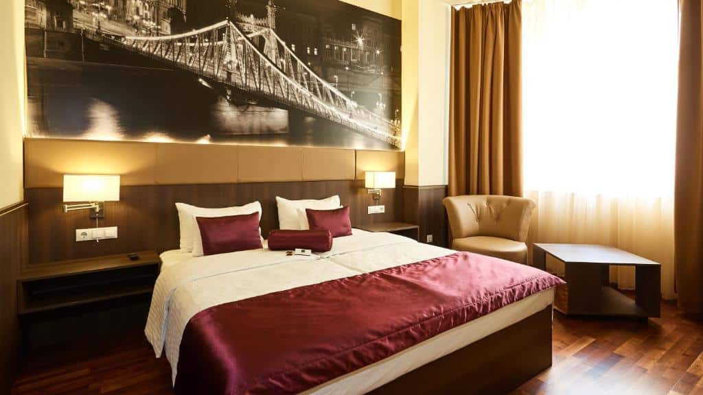 12 Revay Hotel, hotel economico perfetto per le coppie