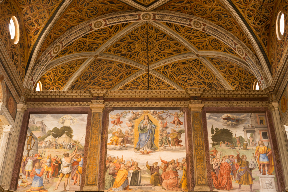 Affreschi all'interno di San Maurizio al Monastero Maggiore a Milano