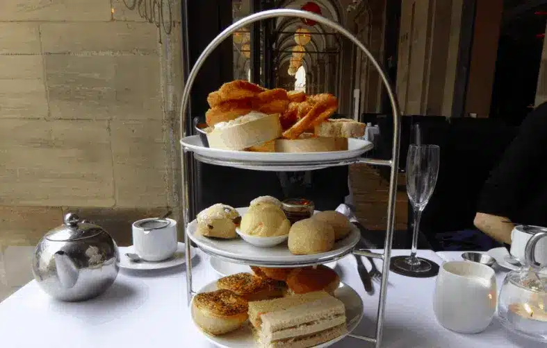 Afternoon tea all'hotel Edwardian a Manchester