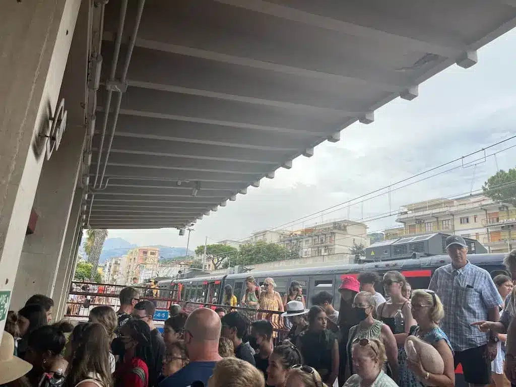 Arrivo alla stazione di Sorrento