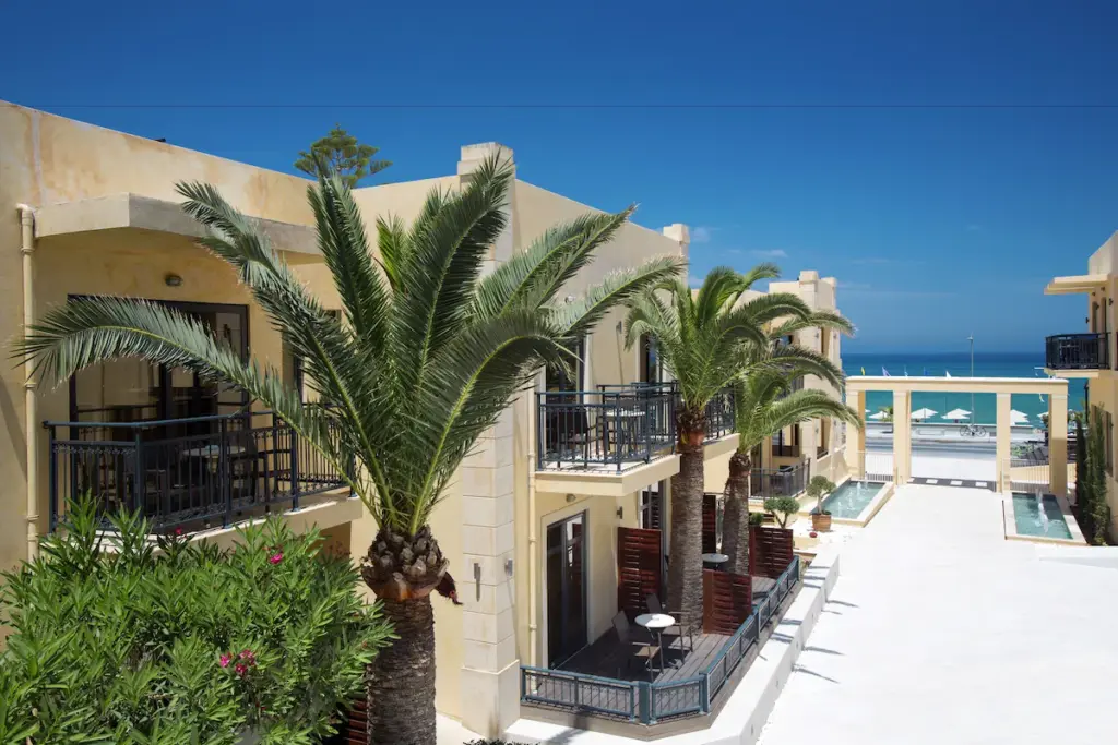 Atlantis Beach Hotel, alloggia sulla spiaggia a Rethymno