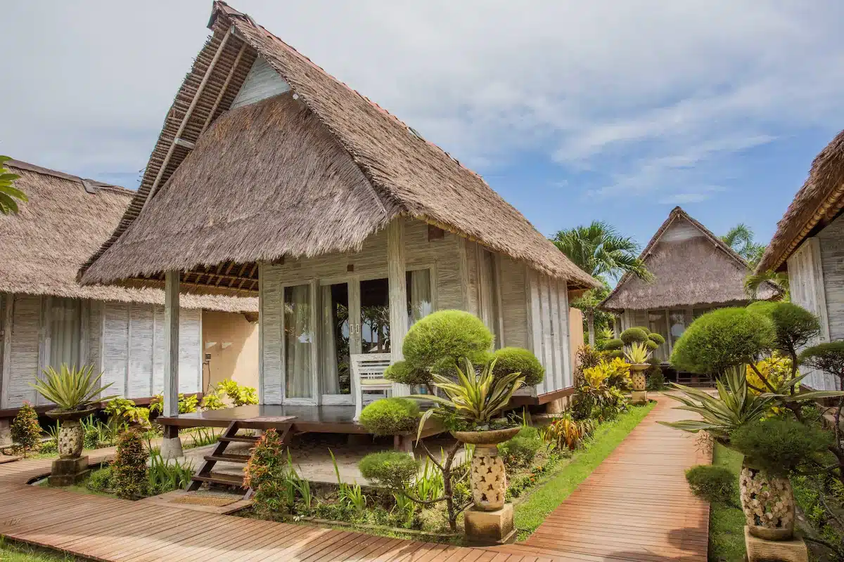 Bay Shore Huts a Nusa Lembongan