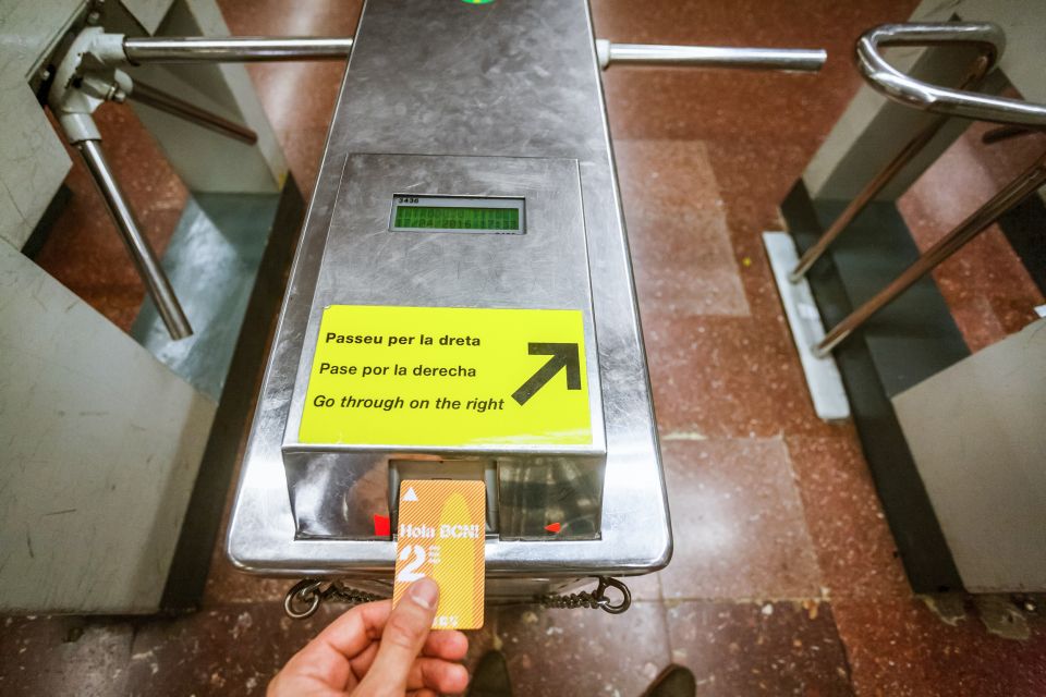 biglietto dei trasporti pubblici hola bcn