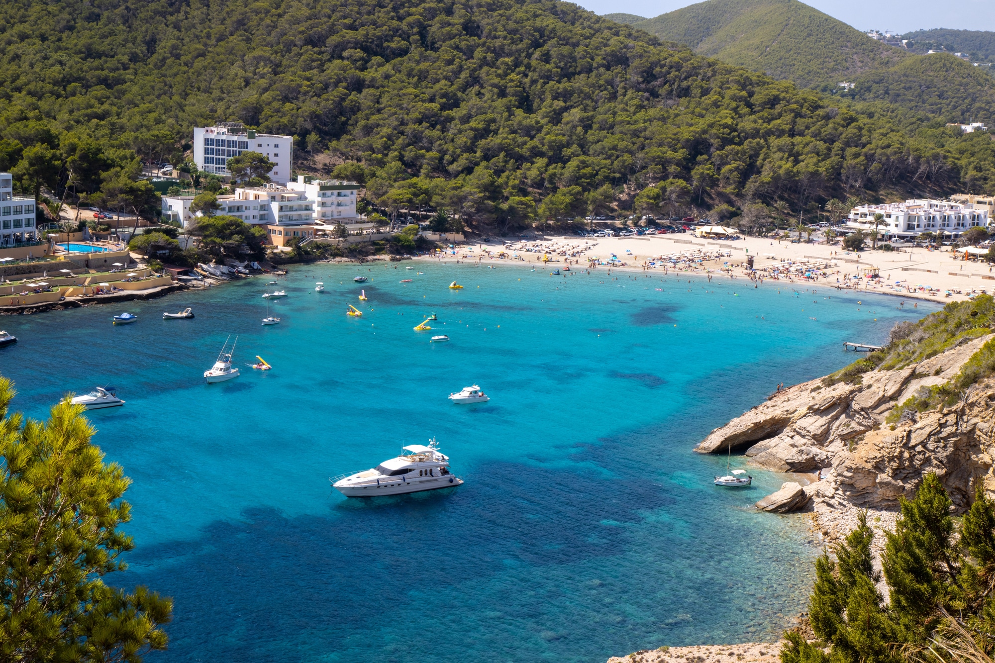 Cala Llonga a Ibiza