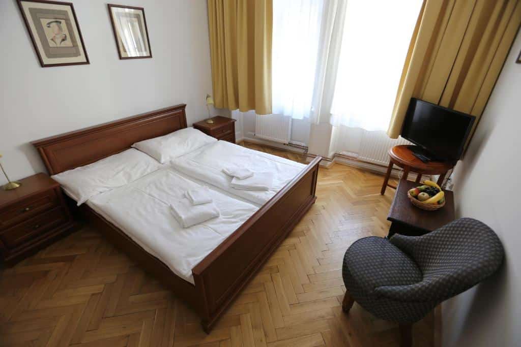 Camera dell'Hotel King George Praga, alloggio economico nella Città Vecchia