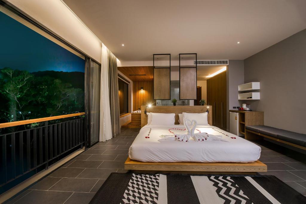 Camera di The Gallery Hotel Nai Harn