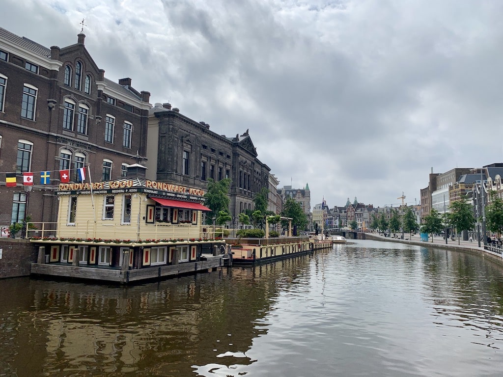 Canale nel centro di Amsterdam
