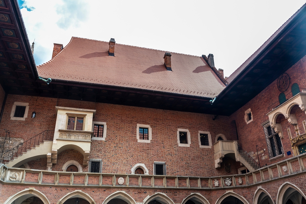 Il cortile porticato del Collegium Maius a Cracovia