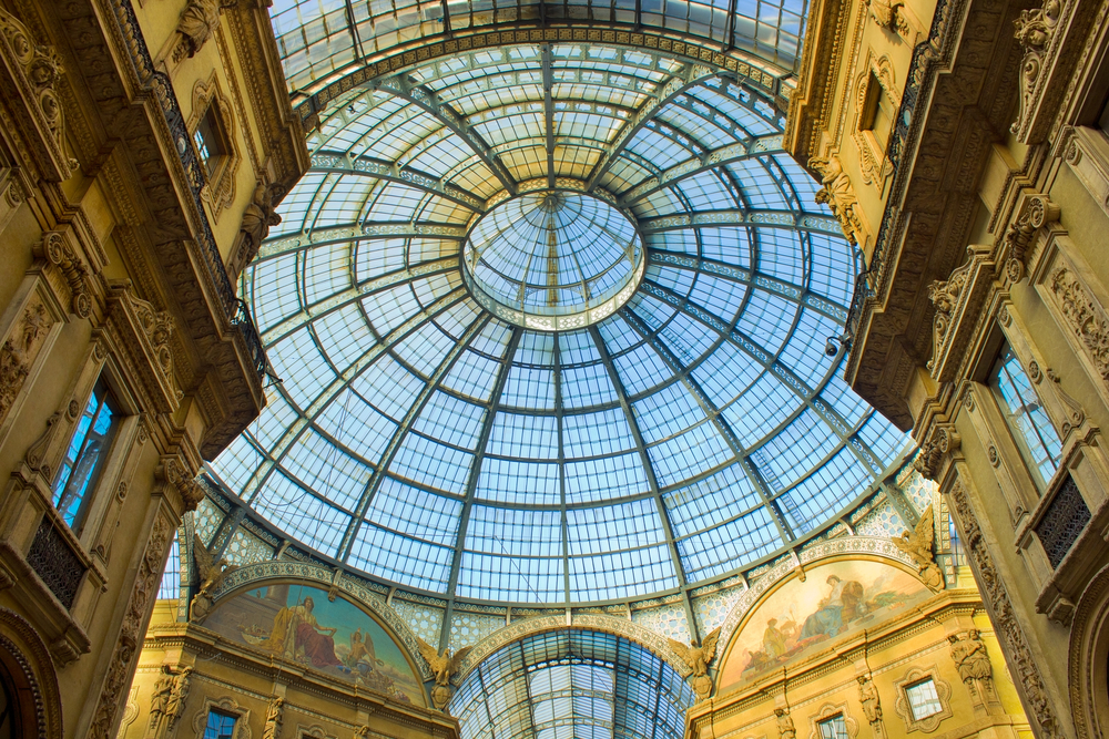 La cupola di vetro della Galleria Vittorio Emanuele II a Milano