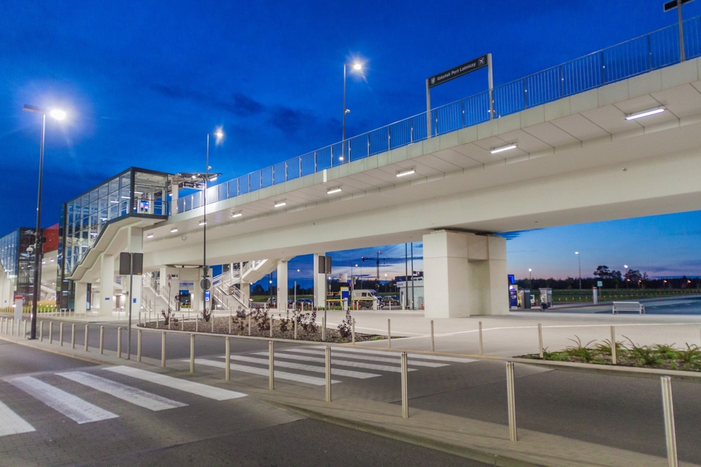 Dall'aeroporto di Danzica al centro: treni, bus e taxi