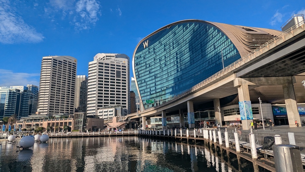 Darling Harbour e lo skyline di Sydney