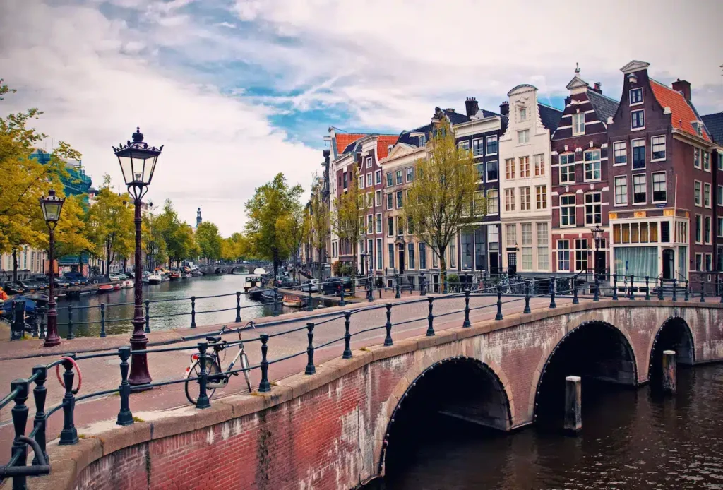 Dove alloggiare ad Amsterdam? Le 4 zone migliori dove dormire