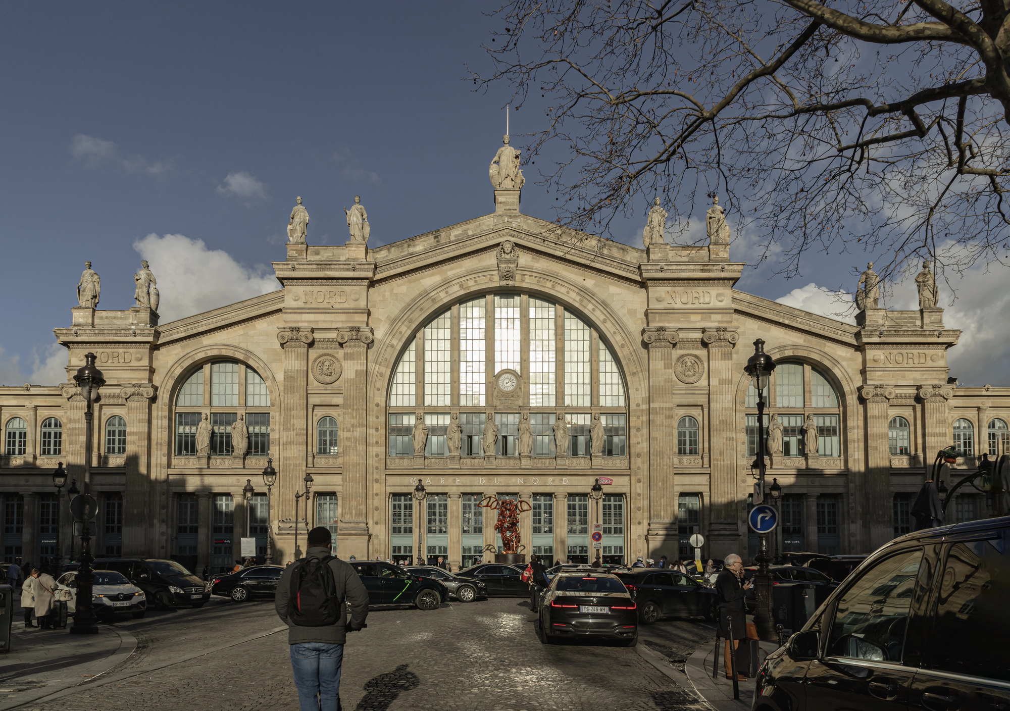 La facciata della Gare du Nord a Parigi