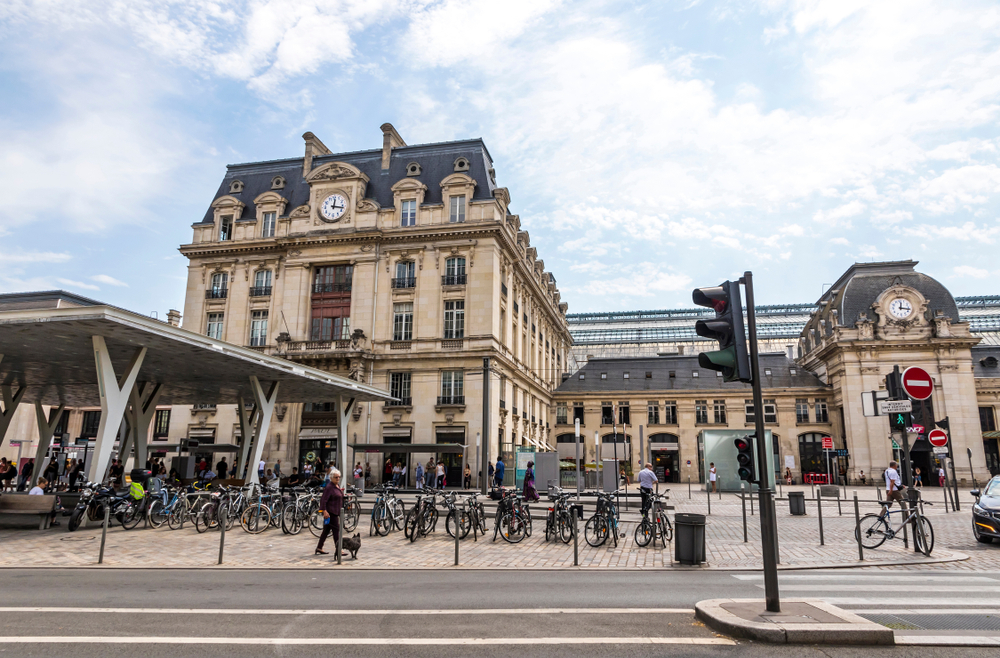 La facciata della Gare Saint-Jean a Bordeaux