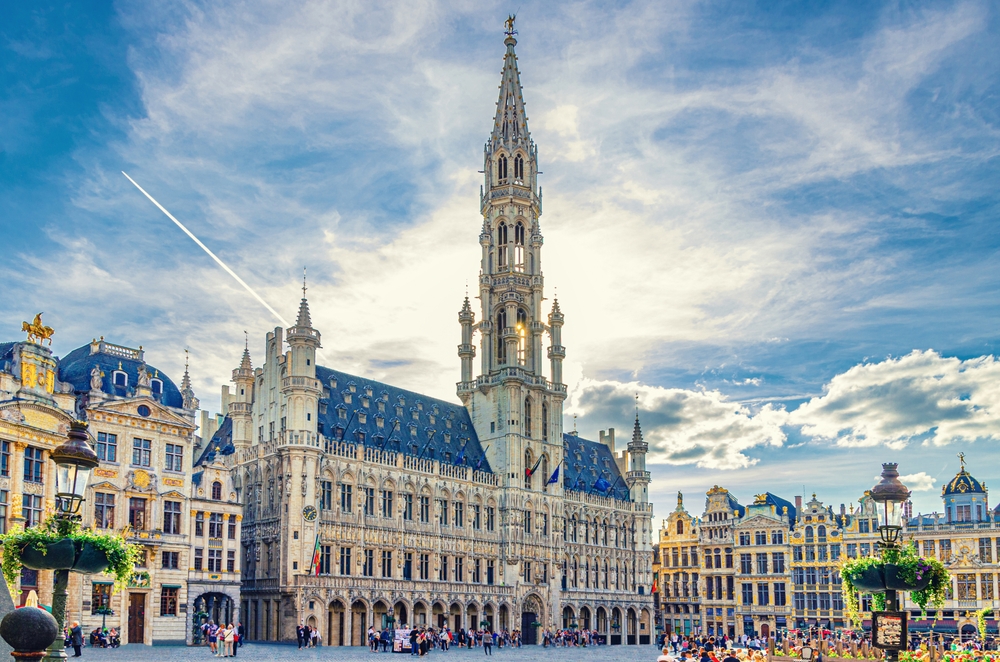 La Grand Place di Bruxelles con il Municipio e le case delle corporazioni