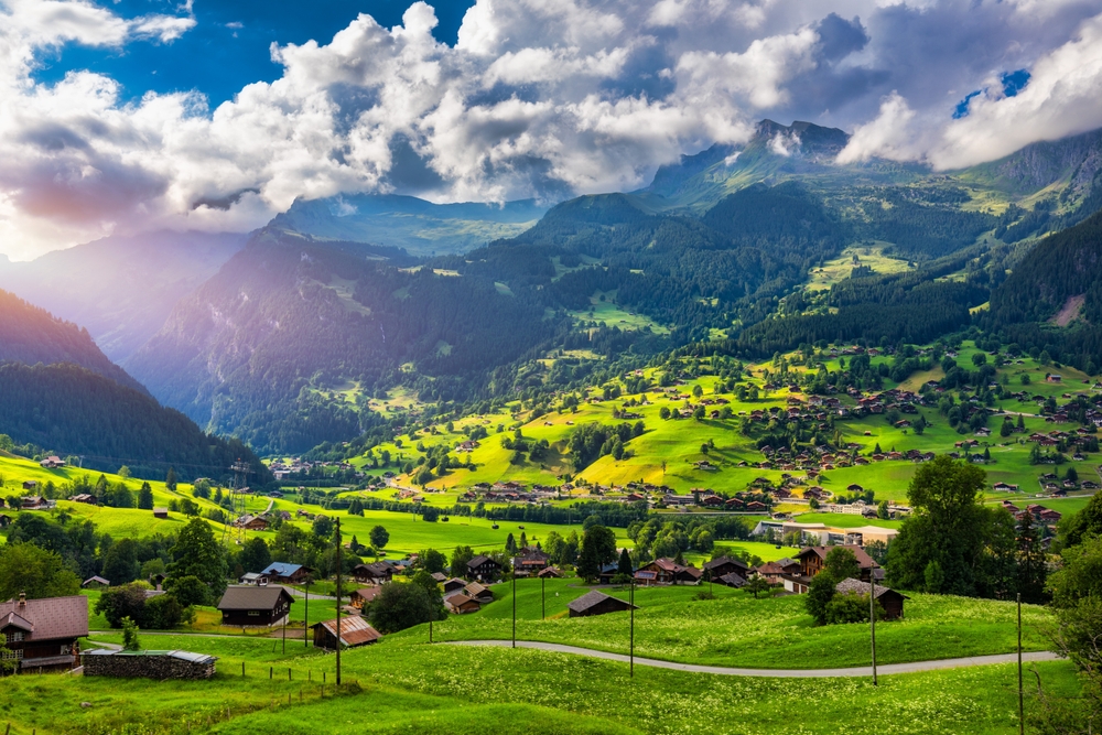 Grindelwald nelle Alpi svizzere in estate