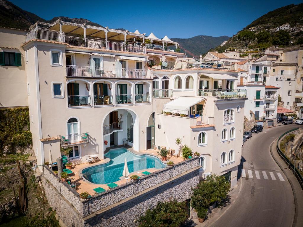 Hotel Bonadies Ravello, alloggio conveniente in Costiera Amalfitana