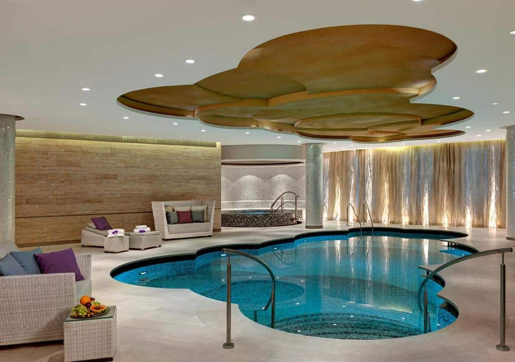 hotel con piscina coperta a berlino