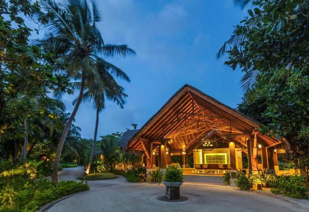 Hotel Dusit Thani Maldive