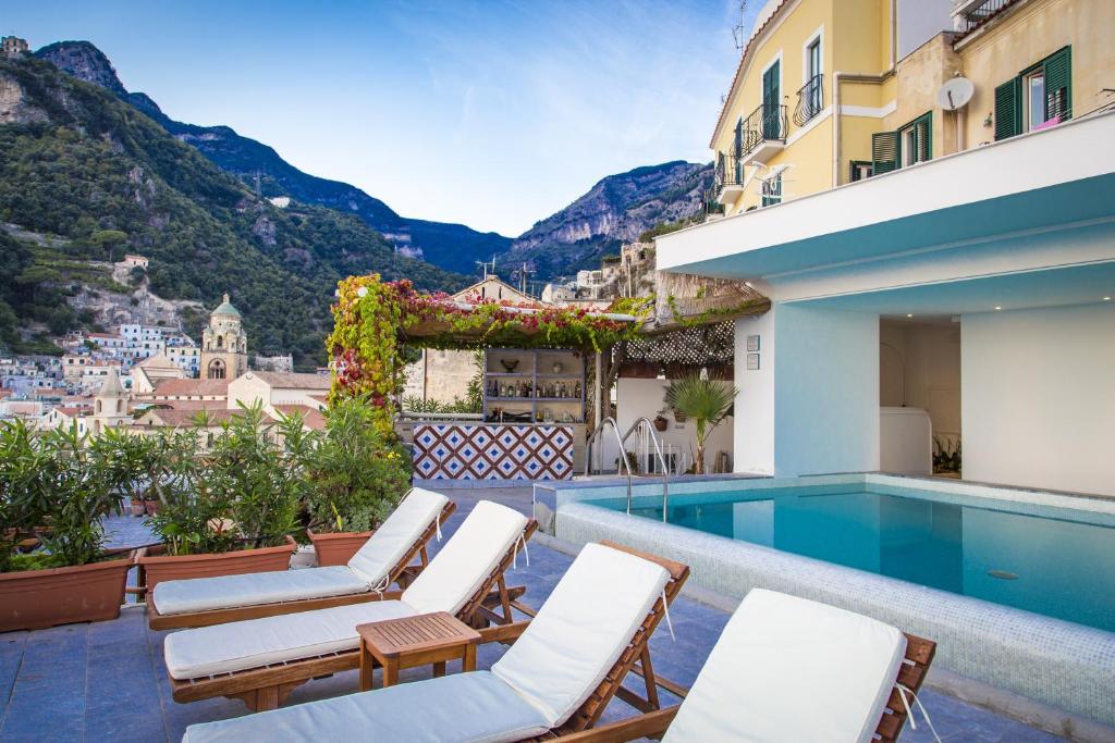 Hotel Marina Riviera, hotel con piscina ad Amalfi