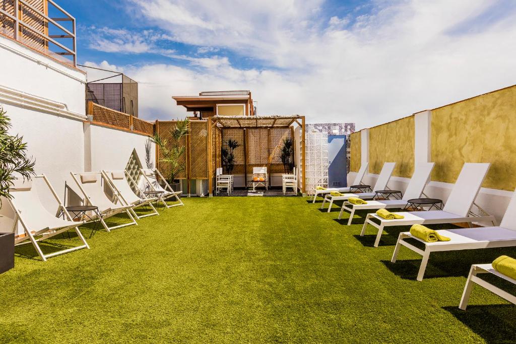 hotel nouvel, hotel economico nel centro di Barcellona con terrazza