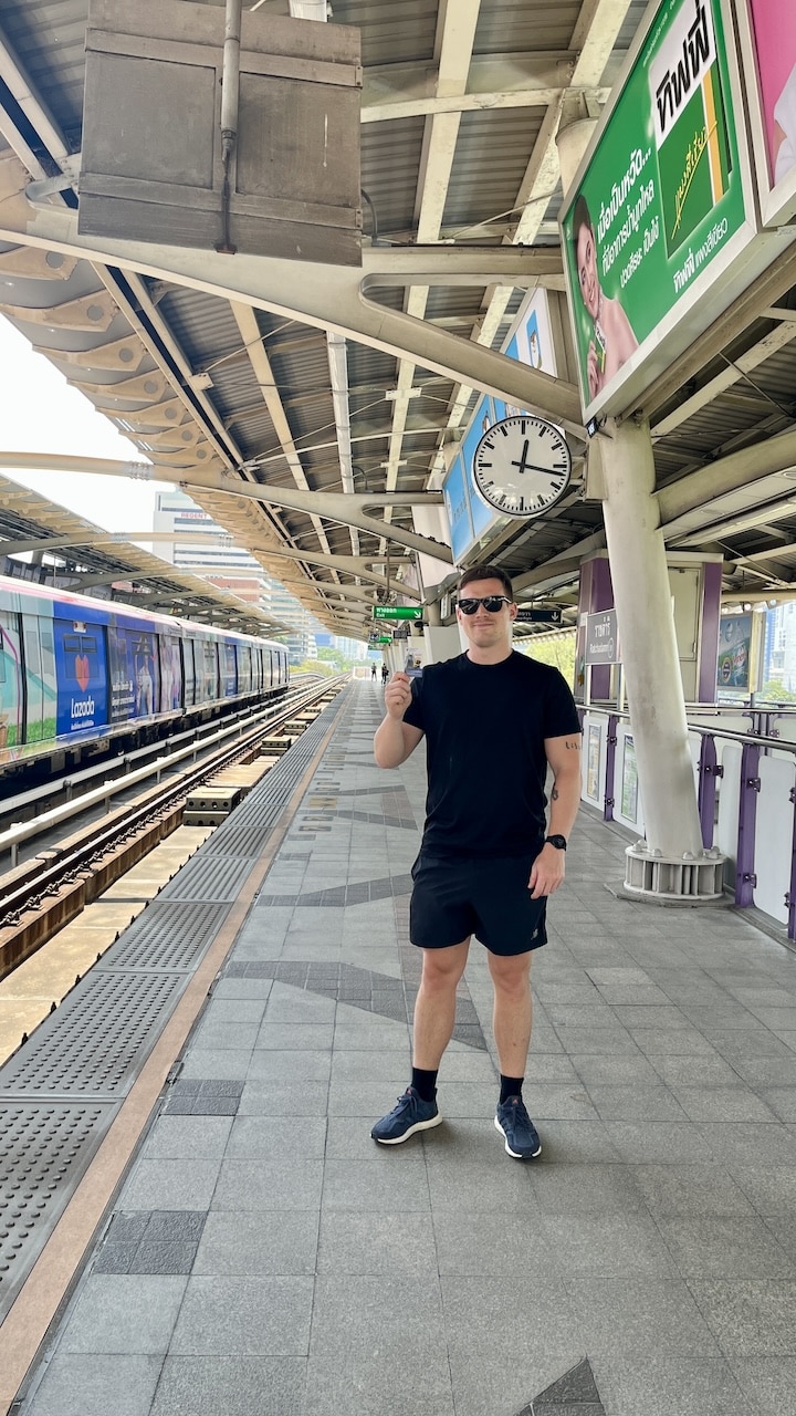 Kristoffer Føns a Bangkok