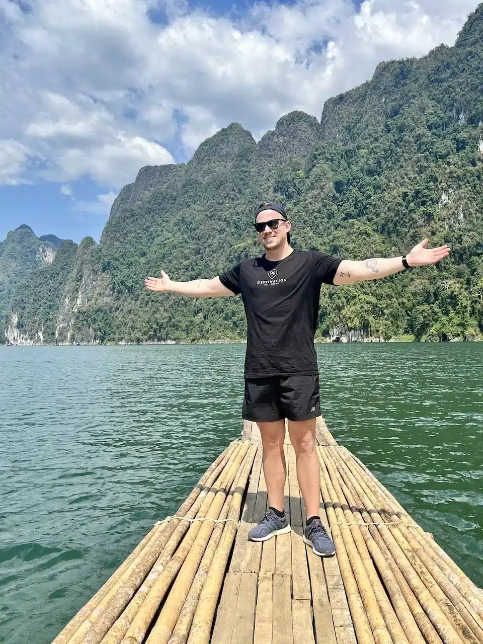 Kristoffer Fons nel Parco Nazionale di Khao Sok