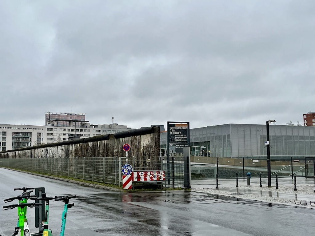 Muro di Berlino e Topografia del Terrore