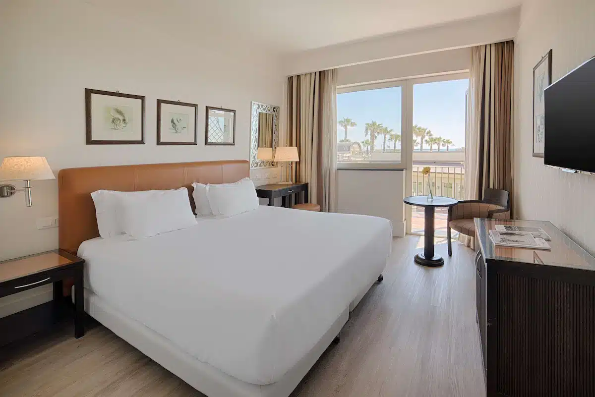 NH, hotel sul mare a Catania