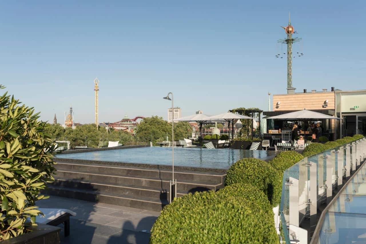 nimb hotel piscina sul tetto