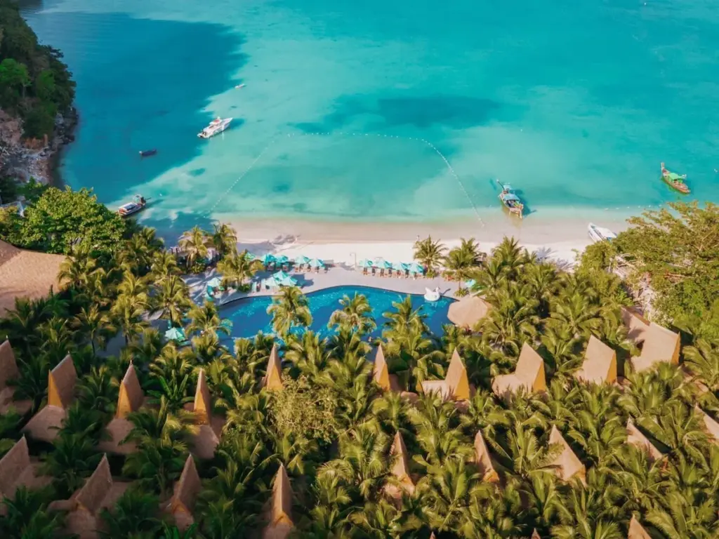Phi Phi CoCo Beach Resort, il miglior hotel vicino a tutto a Phi Phi
