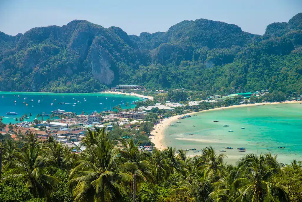 Phi Phi, il posto migliore di Krabi per feste e natura spettacolare