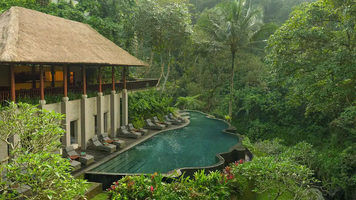 Piscina nella giungla del Maya Resort & Spa