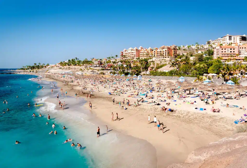 Playa del Duque nella zona di Costa Adeje a Tenerife