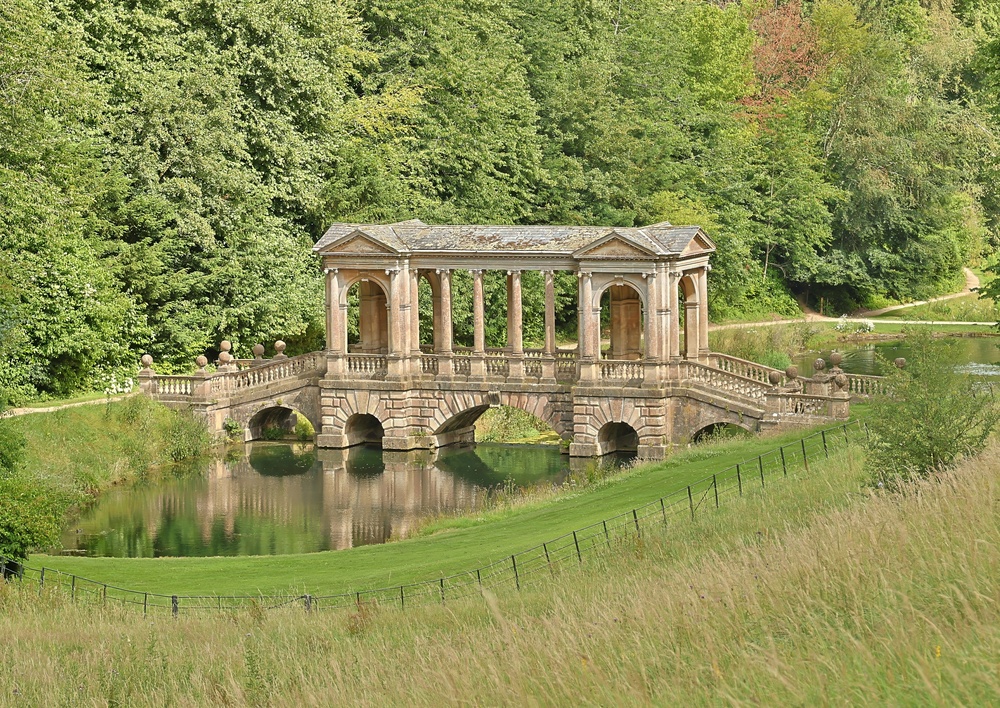 Il ponte palladiano del Prior Park Landscape Garden, sulla collina sopra Widcombe a Bath
