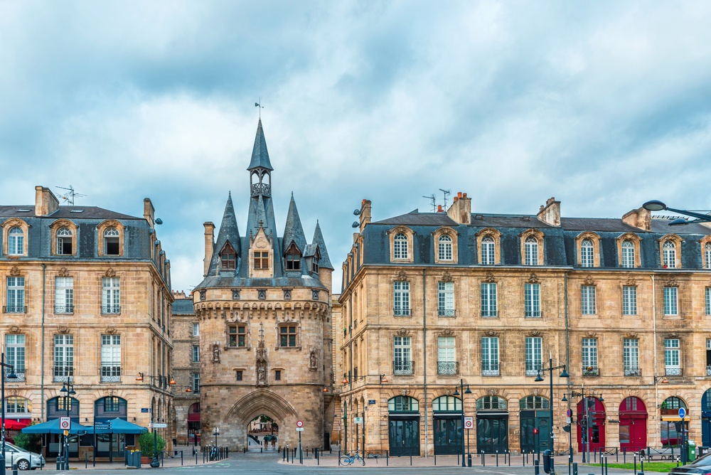 Porte Cailhau nel quartiere Saint-Pierre a Bordeaux