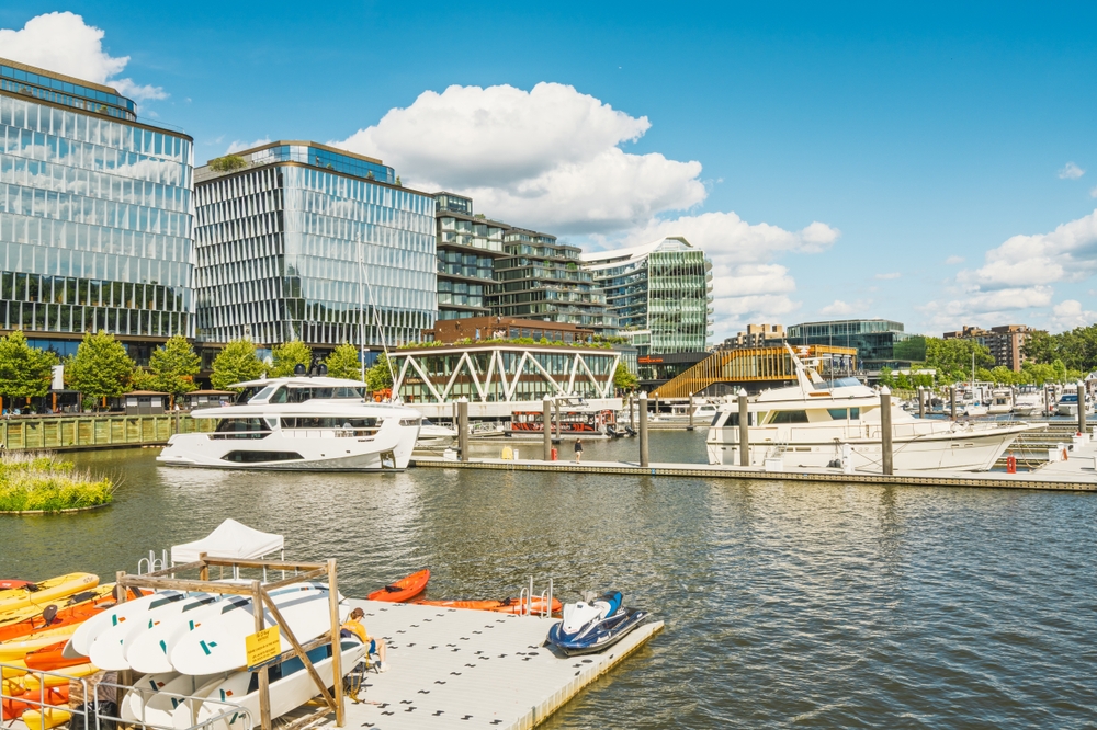 Il porticciolo e la passeggiata di The Wharf a Washington