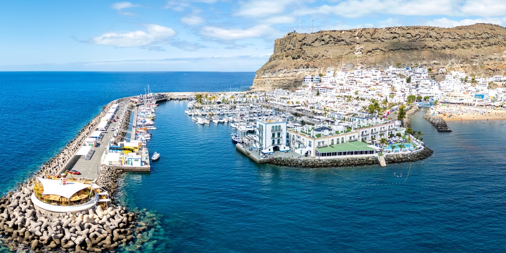 Veduta aerea del porticciolo turistico di Puerto de Mogán a Gran Canaria