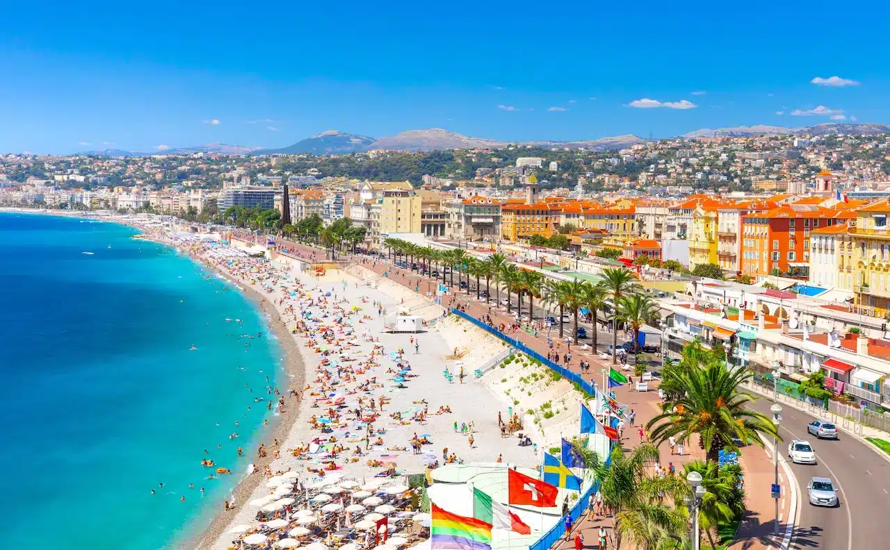 Promenade des Anglais, dove alloggiare a Nizza per una vacanza al mare