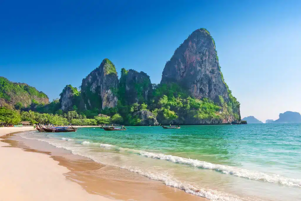 Railay, soggiornare vicino a una delle spiagge più belle della Thailandia