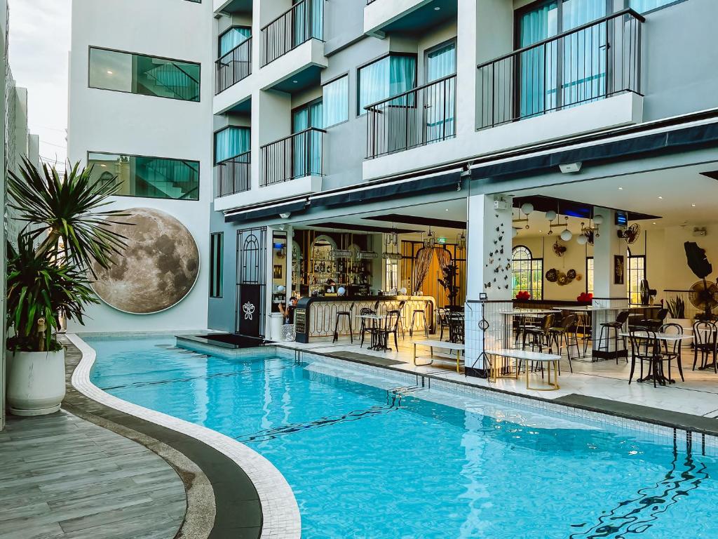 Ratri Hotel nella Phuket Old Town