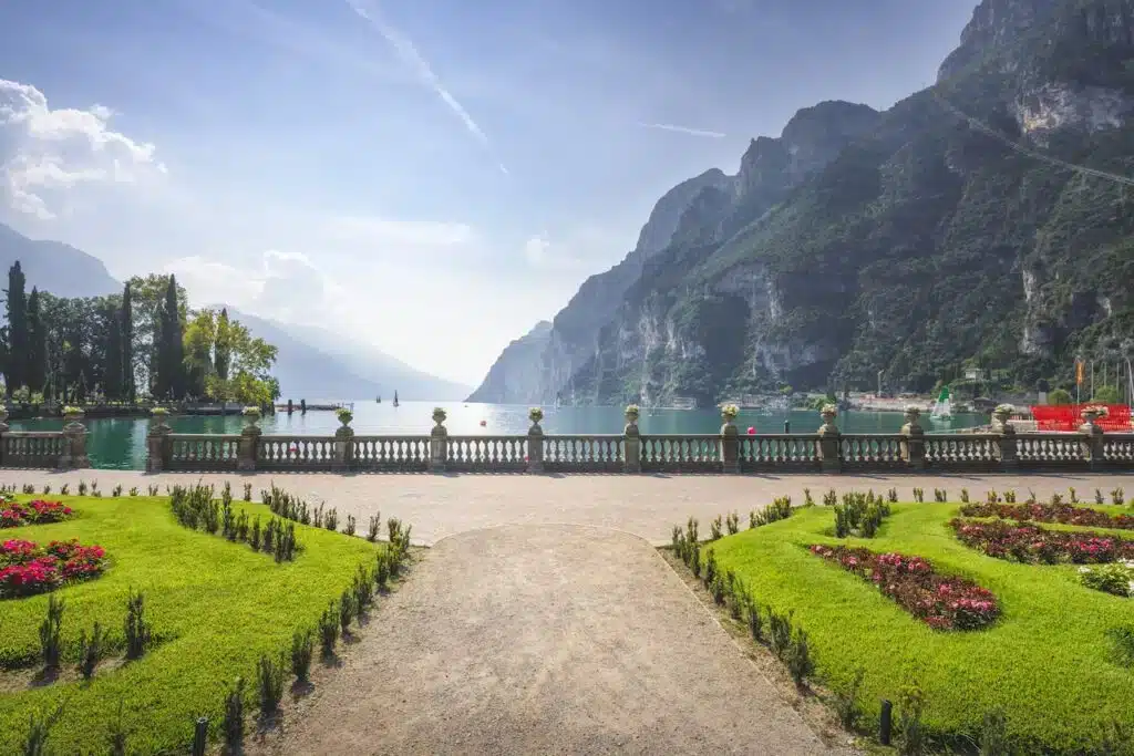 Riva del Garda, la zona migliore dove alloggiare sul Lago di Garda per una vacanza attiva