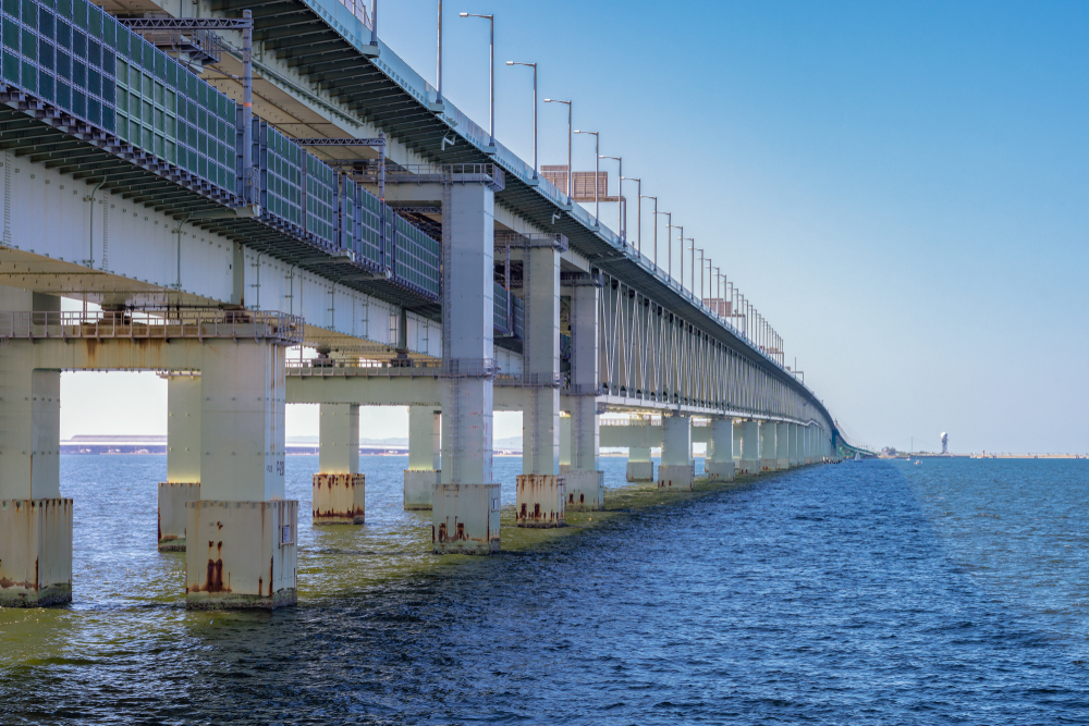 Lo Sky Gate Bridge tra la terraferma e l'aeroporto internazionale del Kansai