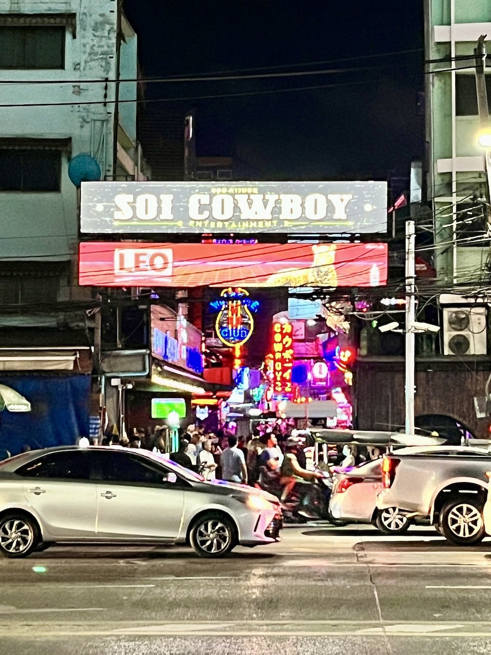 Soi Cowboy, una delle zone da evitare a Bangkok