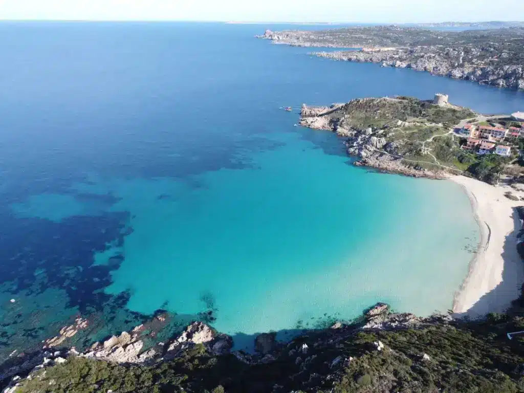 spiaggia di rena bianca a santa teresa gallura