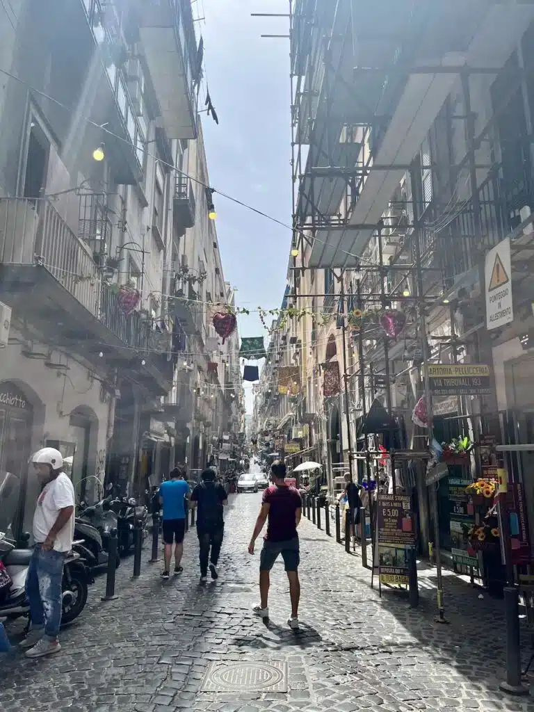 Strada di Napoli