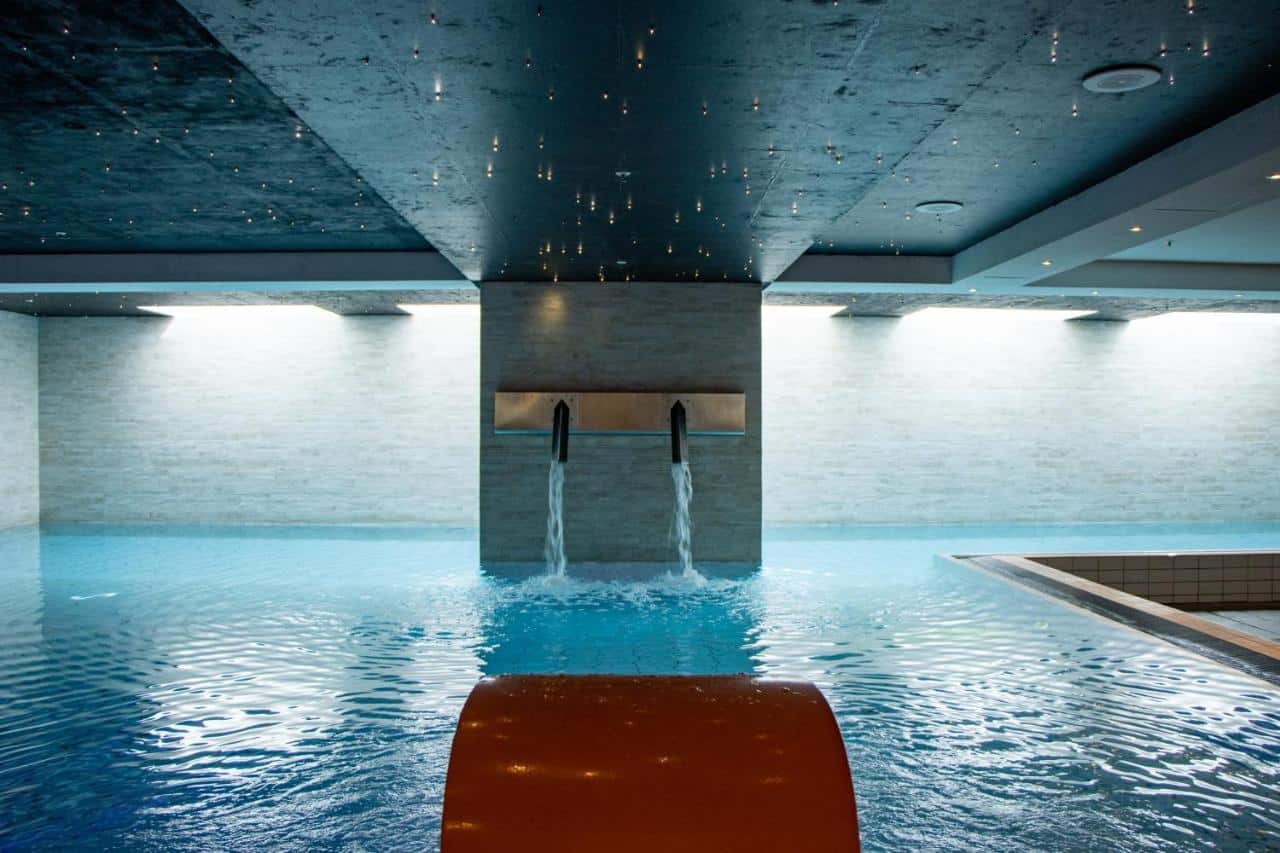 tivoli hotel piscina