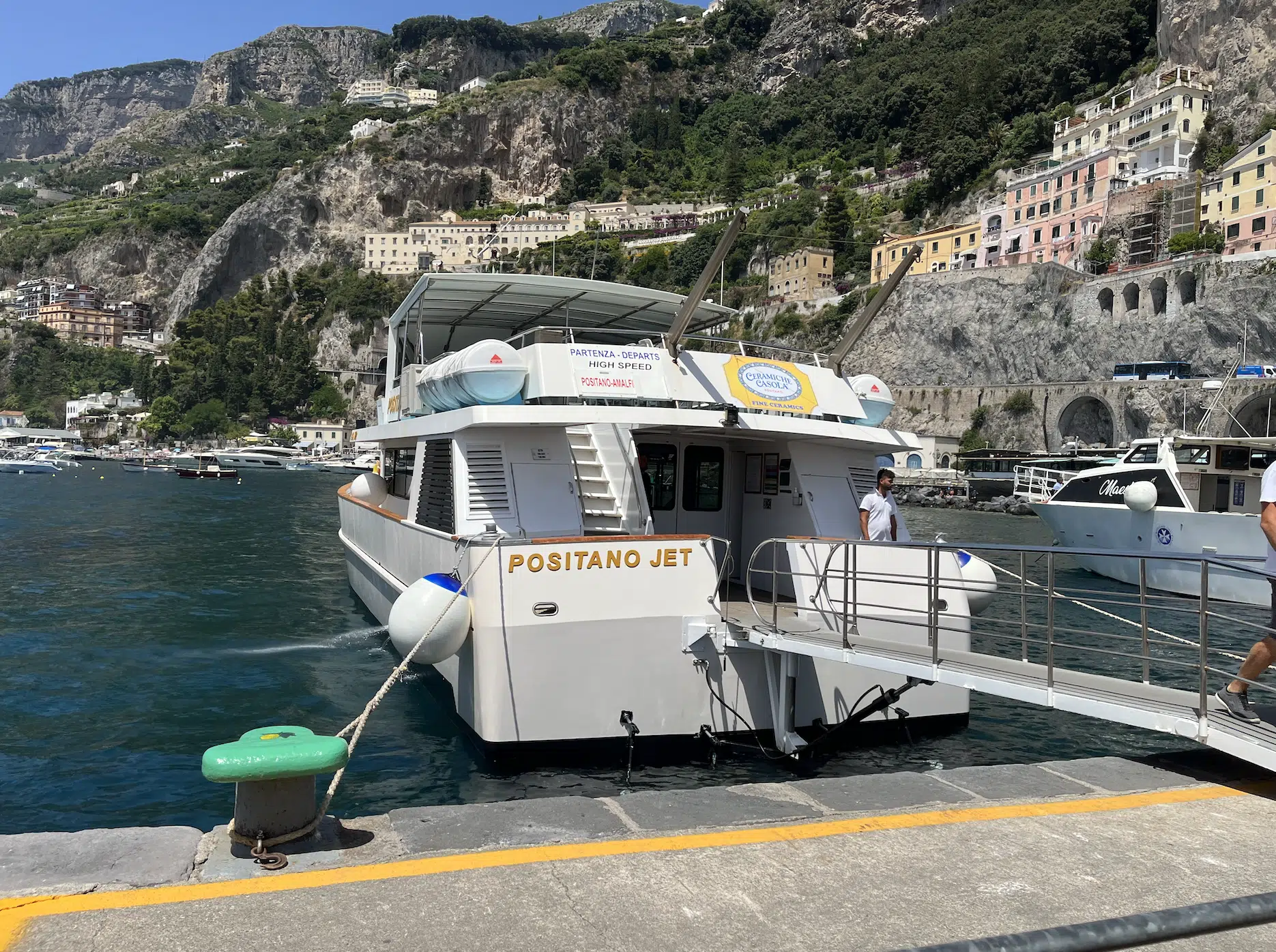 traghetto da Amalfi a Positano