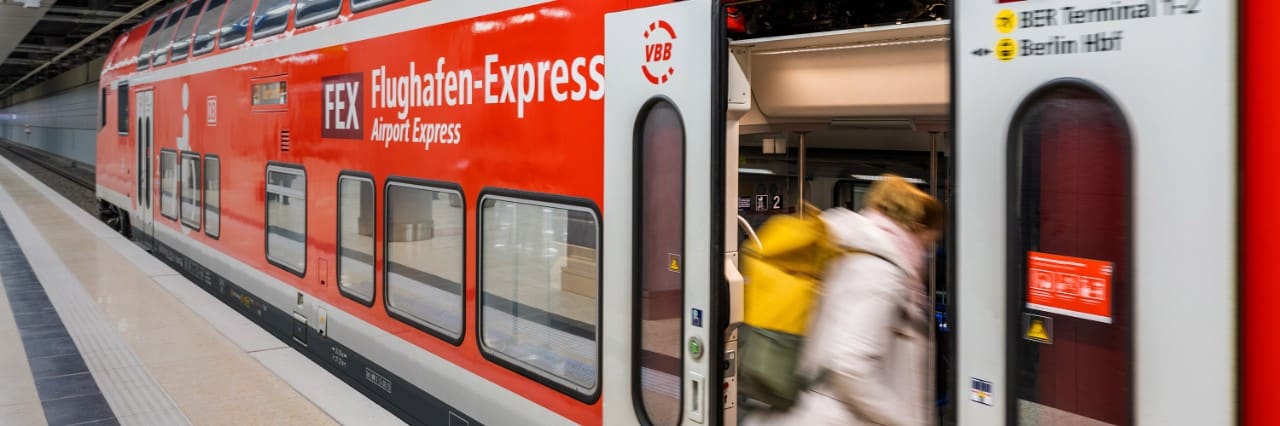 treno aeroporto berlino