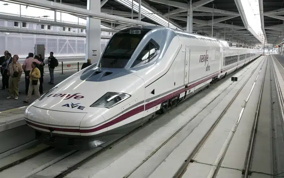 Treno dall'aeroporto di Barcellona al centro